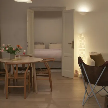 Porta Romana - Lusso E Calore In Un Bilocale Di Design *