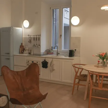 Porta Romana - Lusso E Calore In Un Bilocale Di Design Milan